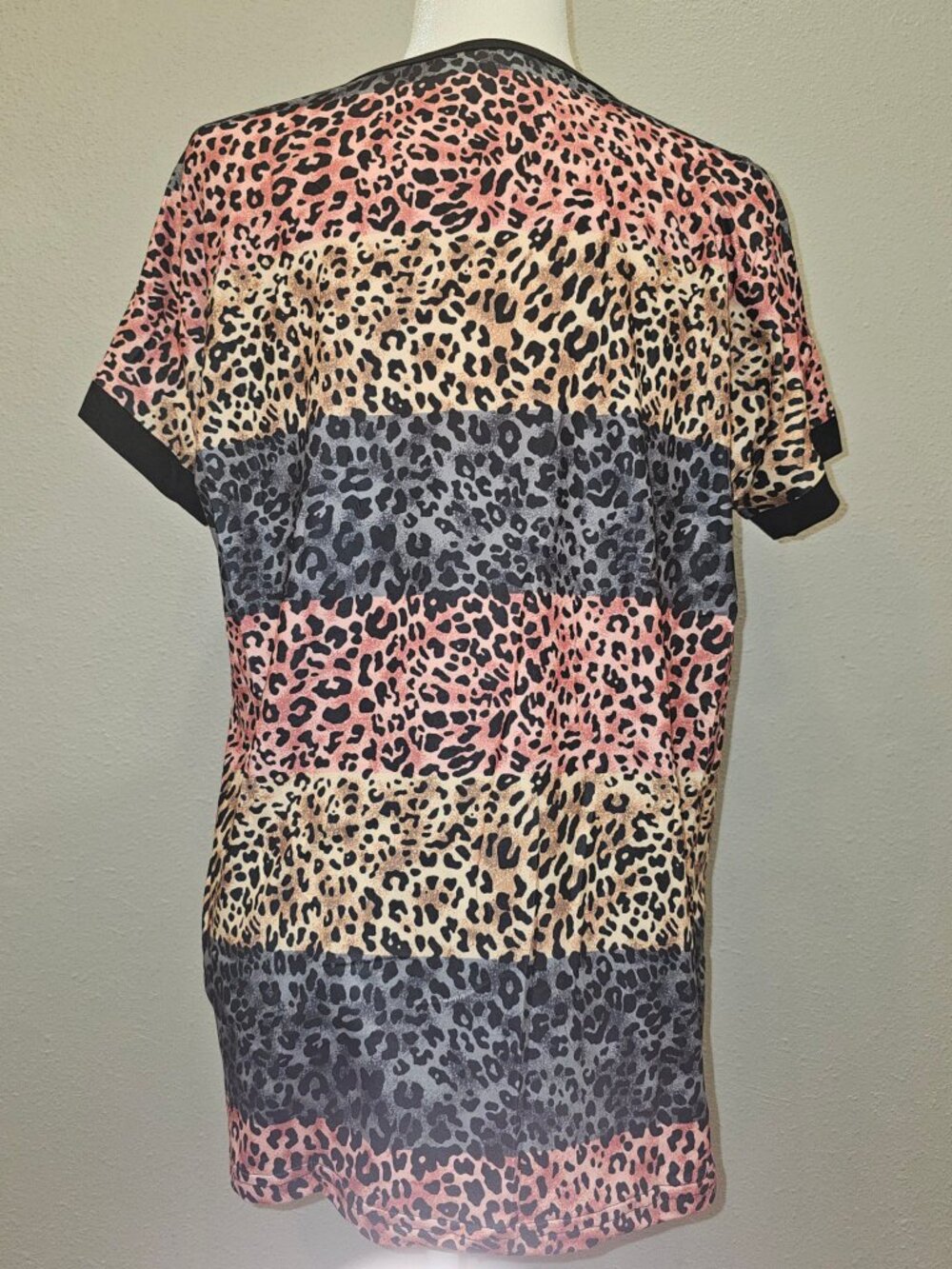 Multi-Color Leopard Color-Block Tunic Top - Size L - Picture 2 of 3